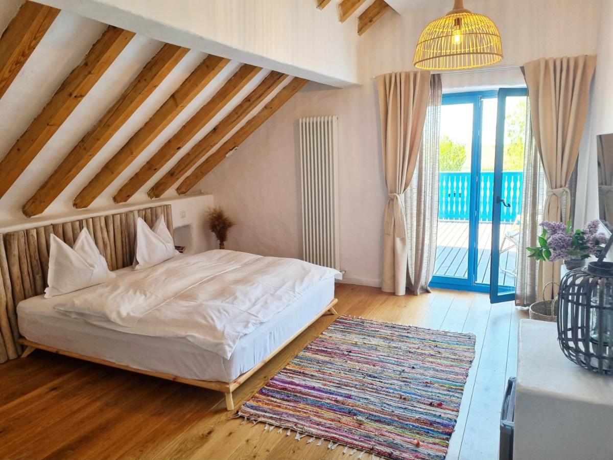 5 Chirpici - Small Traditional Resort 무리기올 외부 사진