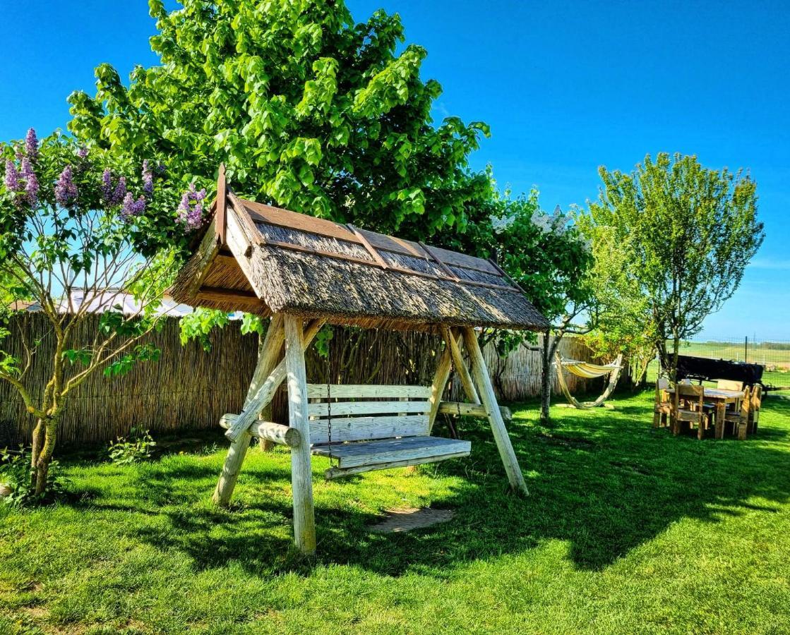 5 Chirpici - Small Traditional Resort 무리기올 외부 사진