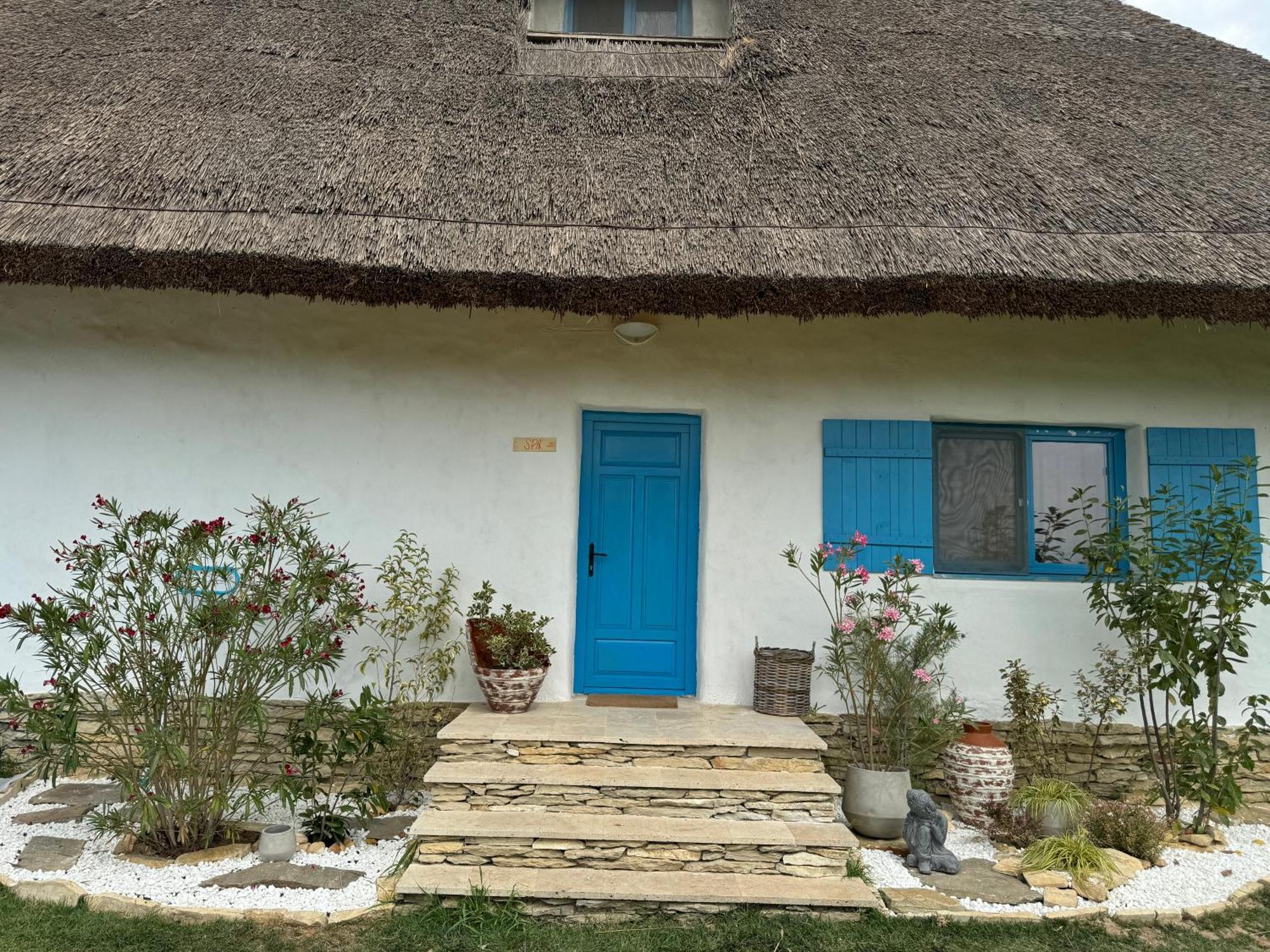 5 Chirpici - Small Traditional Resort 무리기올 외부 사진